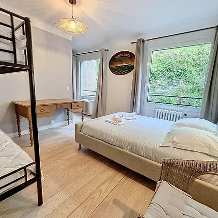 Apartment Spacieux Au Coeur De Granville, 3 Chambres, Wi-fi Gratuit, Parking Inclus - Fr-1-361-557