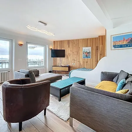 Spacieux Au Coeur De Granville, 3 Chambres, Wi-fi Gratuit, Parking Inclus - Fr-1-361-557 * Granville